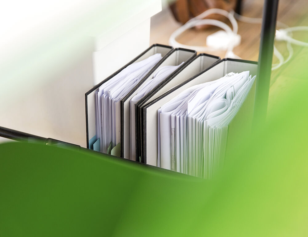 Wenn das Finanzamt prüft, behalten wir einen kühlen Kopf. Wir übernehmen die Kommunikation mit den Behörden, bereiten Unterlagen vor und vertreten Ihre Interessen